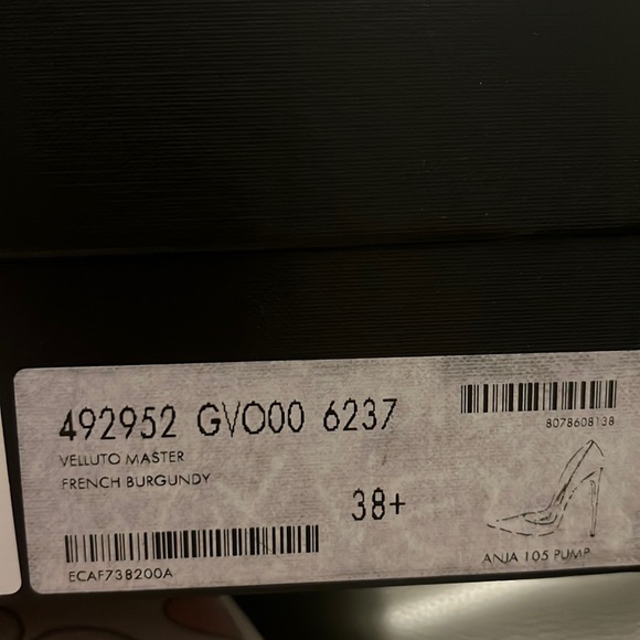 BNWT SAINT LAURENT VELVET PUMPS - Picture 5 of 7